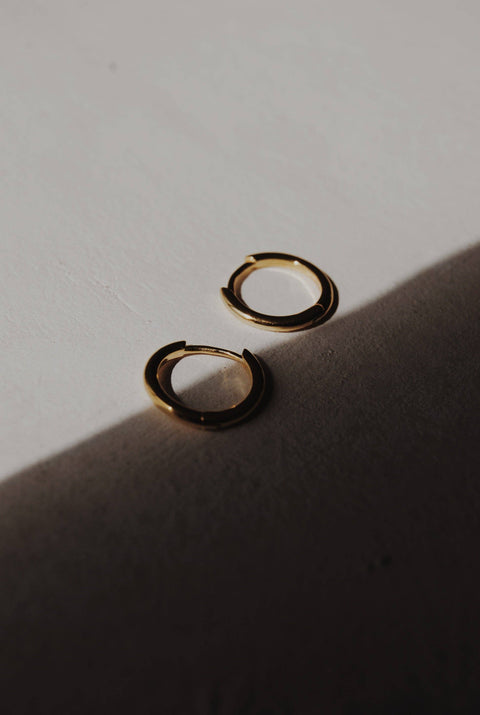 Olive Branch Jewlery & Co. Simple Huggie Hoops (Rose Gold) - Home & Well