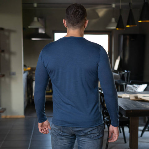 menique - Men's Merino 160 Long Sleeve Crew Denim