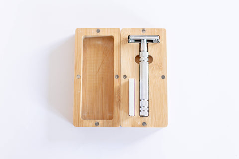 REssentials - Double Edge Safety Razor (with 5 blades and bamboo case/stan - Home & Well