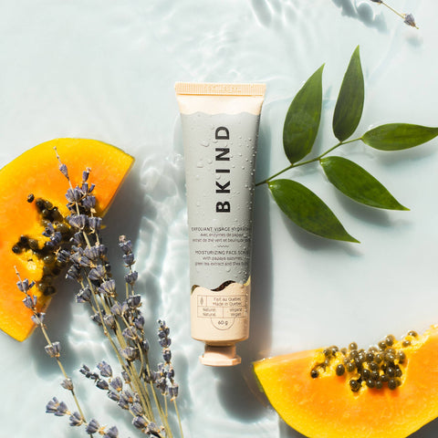 BKIND - Moisturizing Face Scrub - With papaya enzymes & green tea - Home & Well