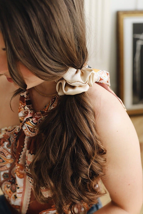 Siena Vida Champagne Silk Scrunchie - Classic - Home & Well