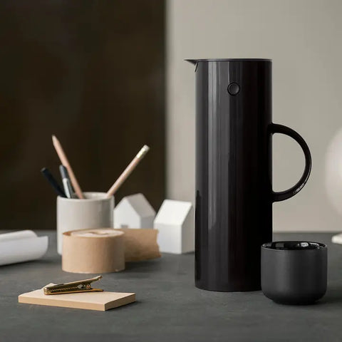 EM77 vacuum jug 1L By Stelton - Home & Well