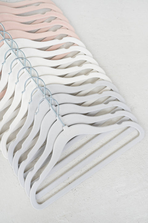 3 Sprouts - Baby Velvet Hangers (2 Packs of 15) - Home & Well