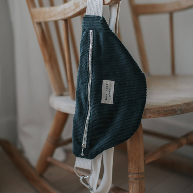 Dans le Sac - Adjustable corduroy belt bag