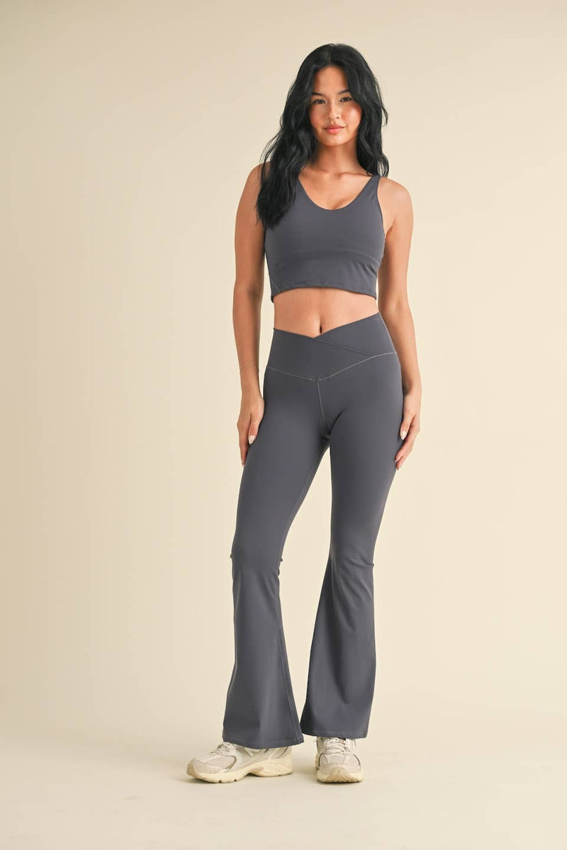 Aligned Performance Cropped Tank Top - Home & Well 