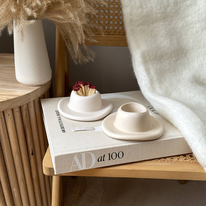 Studio Akiyo - Match Holder | Match Stricker