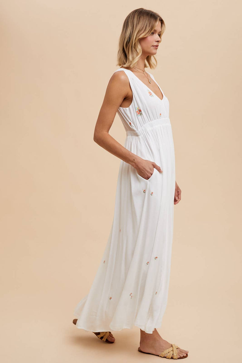 In Loom - VISCOSE ALL OVER EMBROIDERED SLEEVELESS MAXI DRESS - Home & Well