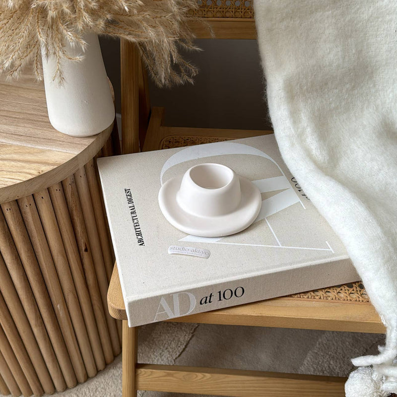 Studio Akiyo - Match Holder | Match Stricker