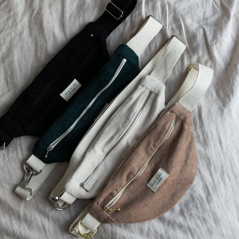 Dans le Sac - Adjustable corduroy belt bag