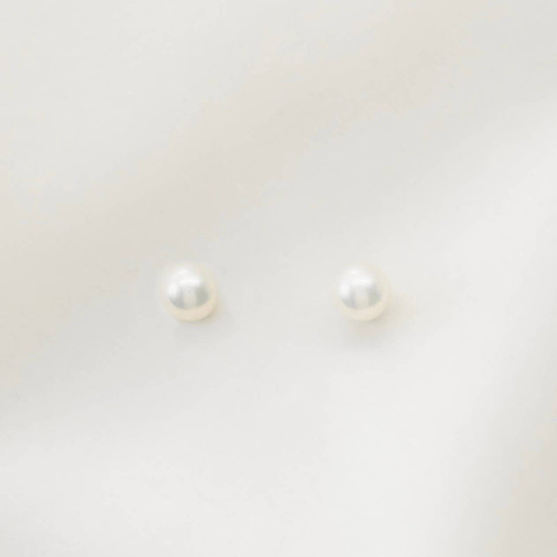PETITE GOLD - Pearl Studs - Home & Well 