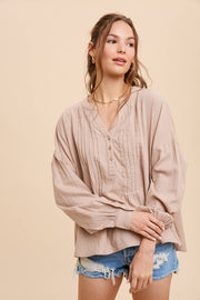In Loom - 3/4 PLACKET BUTTON DOWN WITH PINTUCK - Home & Well