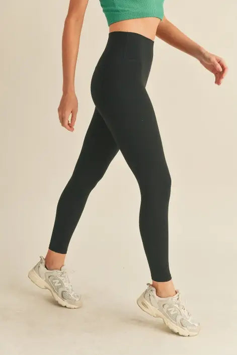 Black Aligned Performance High-Rise Leggings - Home & Well 