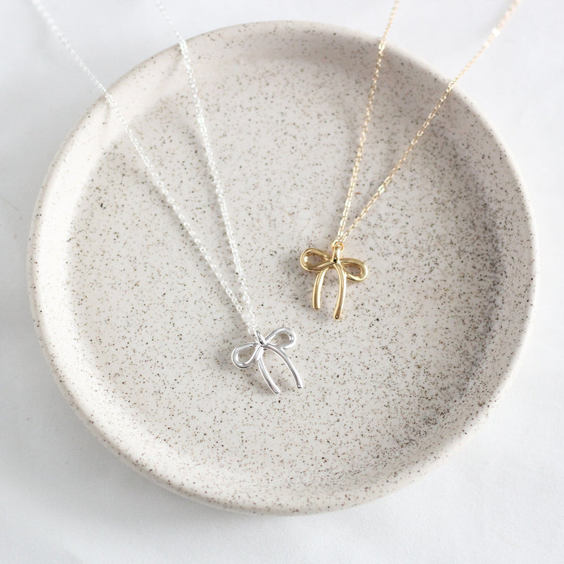 Bow Necklace