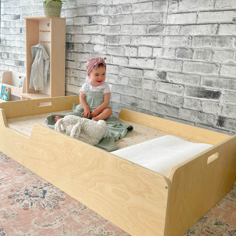 APPLE TWIN - Montessori Floor Bed with Rails