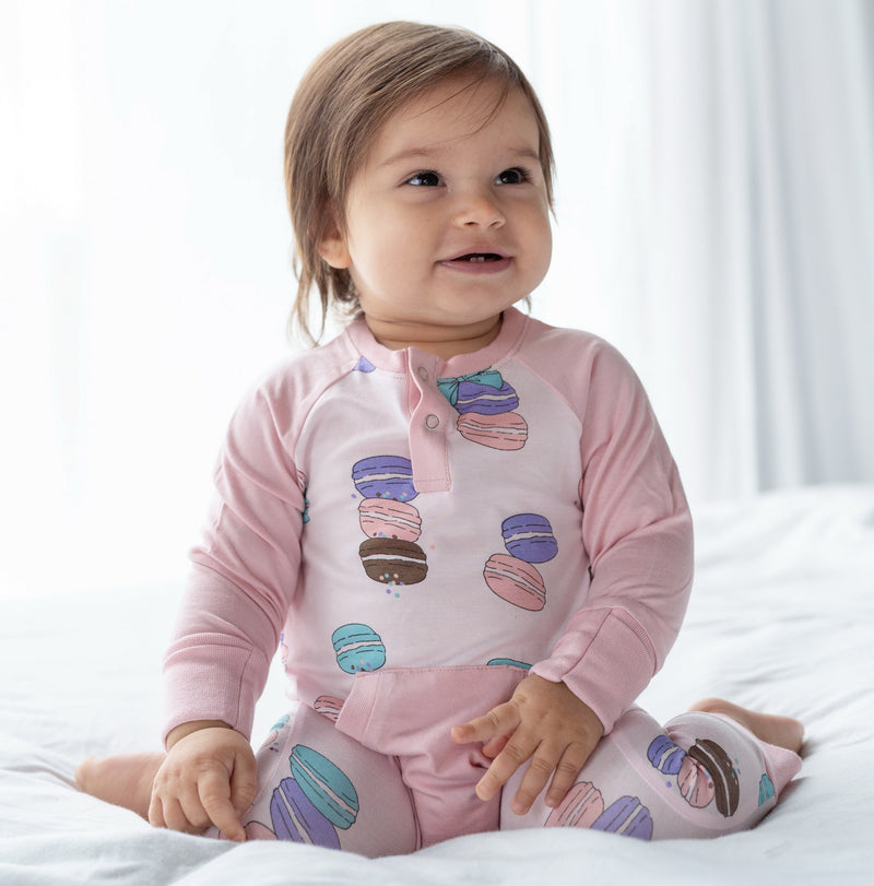 Bamboo Long Sleeve Romper w/Kangaroo Pocket (Macaron Party Print)