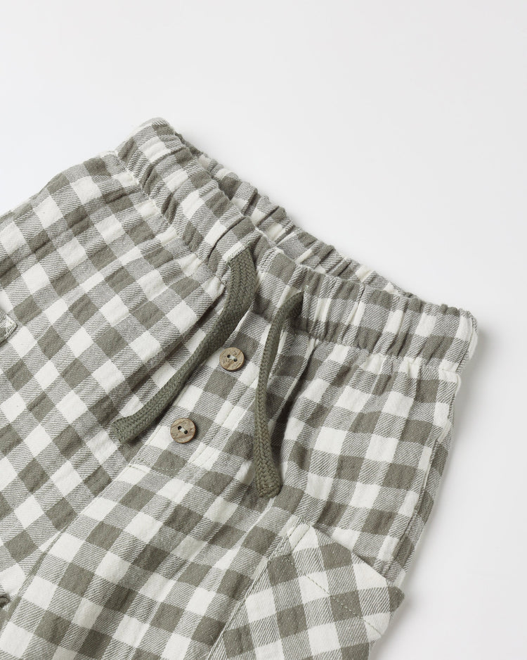 Luca Pant | Forest Check | Quincy Mae