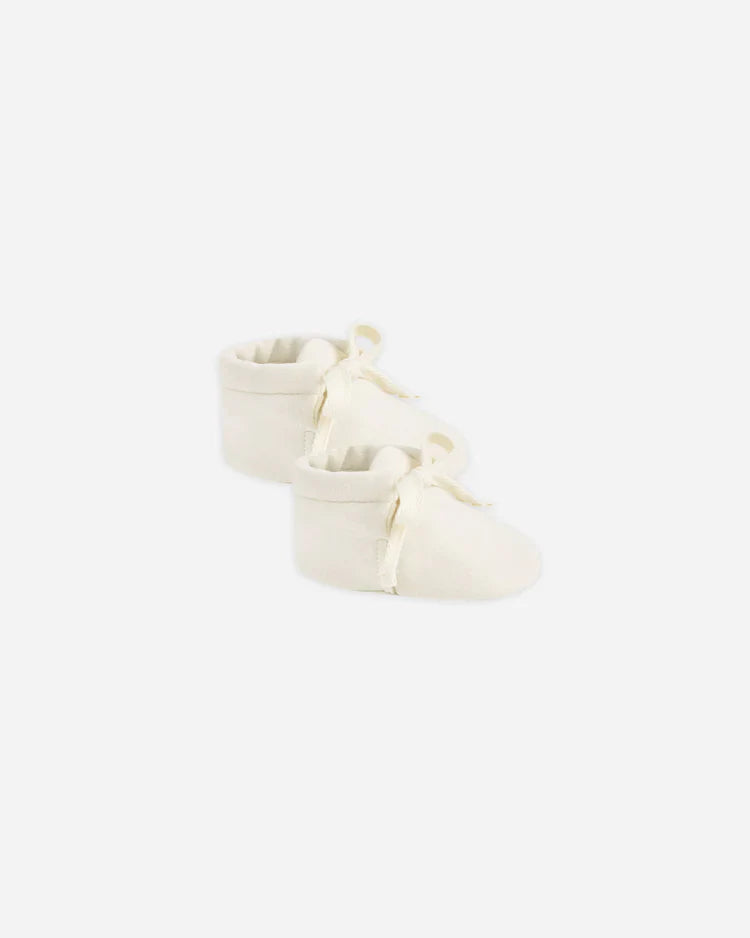 Baby Booties | Ivory | Quincy Mae