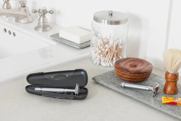 RADIUS CORPORATION Razor Travel Case - Home & Well 