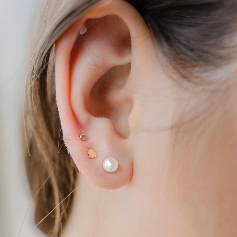 PETITE GOLD - Pearl Studs - Home & Well 
