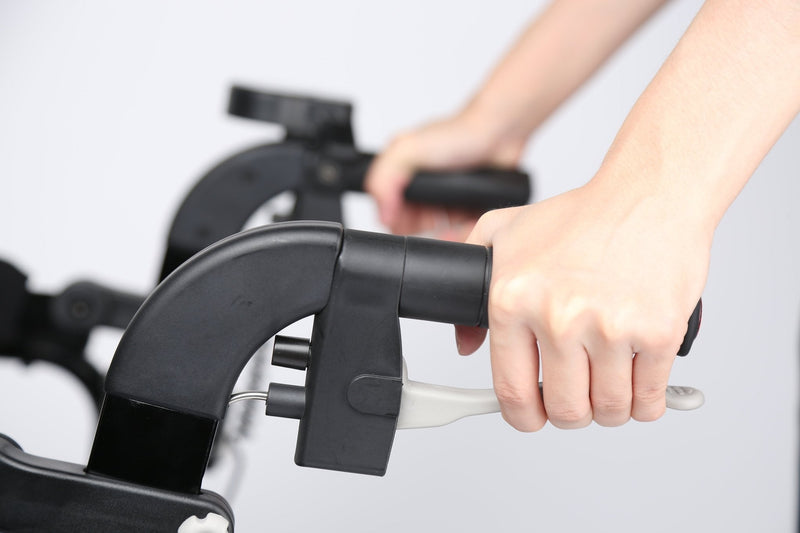 CH4077 Folding Electric Rollator with Seat and Footrest