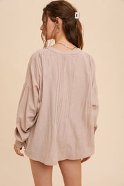 In Loom - 3/4 PLACKET BUTTON DOWN WITH PINTUCK - Home & Well