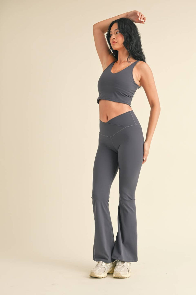 Aligned Performance Cropped Tank Top - Home & Well 