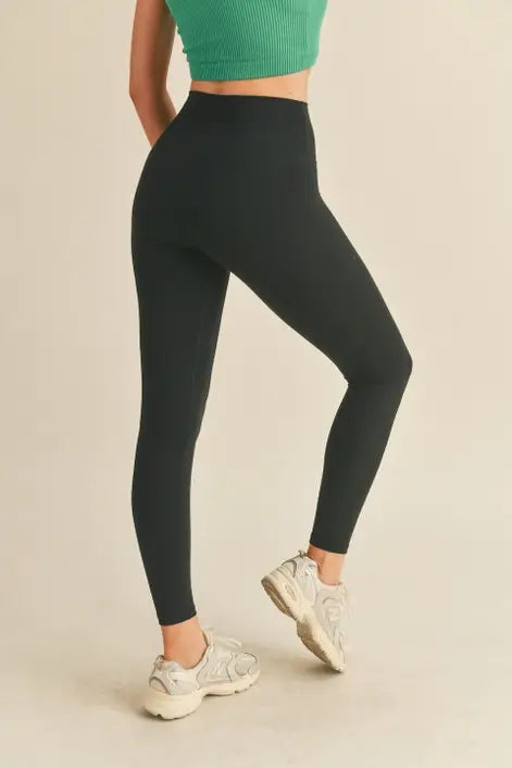 Black Aligned Performance High-Rise Leggings - Home & Well 